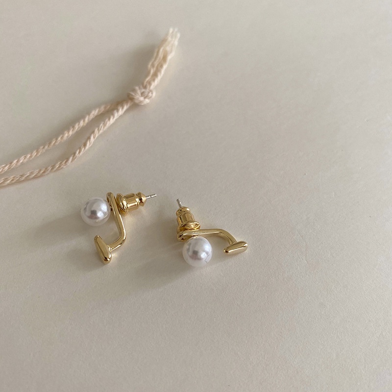 Anting Stud Mutiara Removable Warna Emas Gaya Korea Untuk Wanita