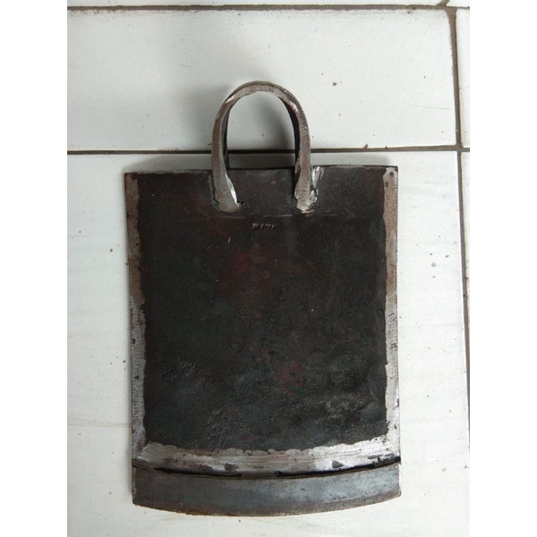 Cangkul Pacul Sawah Kebun Anti Lengket buatan Pande Cepiring Kab Kendal Jateng Bahan Baja/Per Tajam