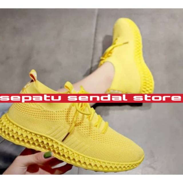 Sepatu Sneakers YZ PRESS WANITA