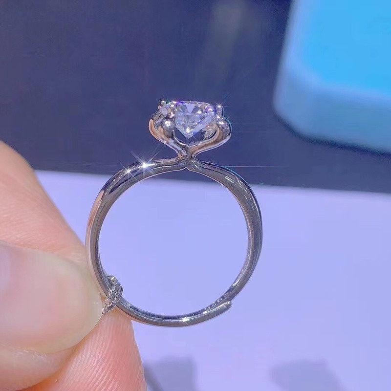 Cincin Model Terbuka Desain Api Aksen Berlian Gaya Simple