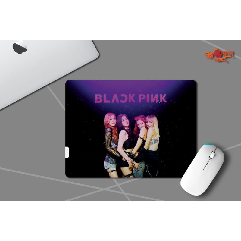 

MOUSEPAD 23X31 CM TEMA K-POP GIRLBAND BLACKPINK TIPE 01