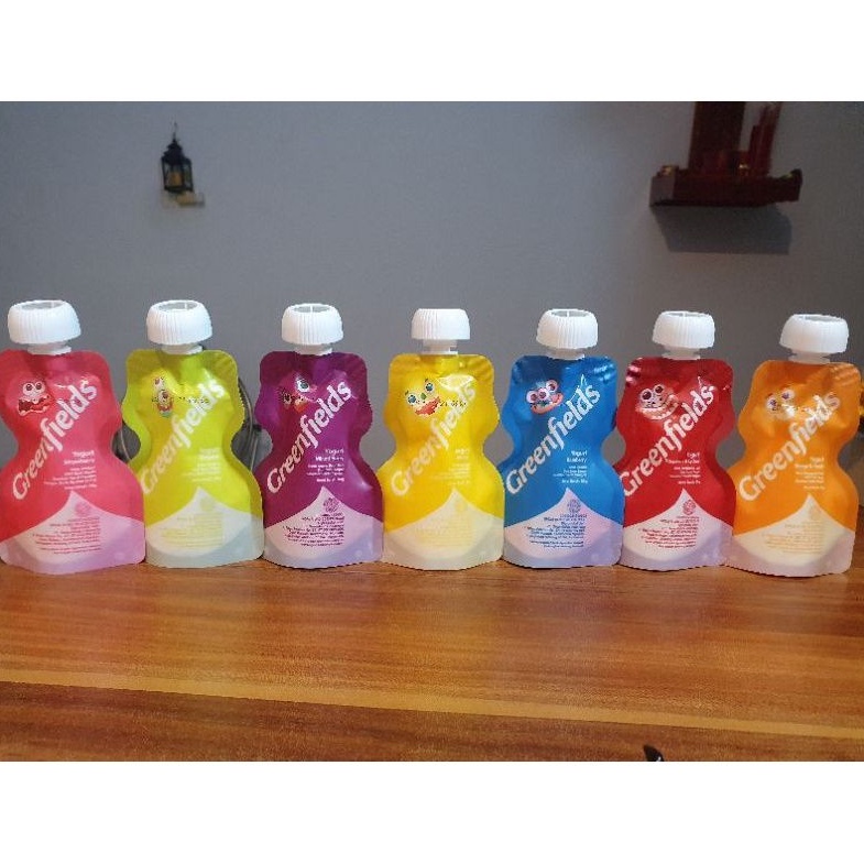 Jual Greenfields YOGURT SQUEEZE rasa MANGO/ LYCHEE/ PEACH/MIX BERRY