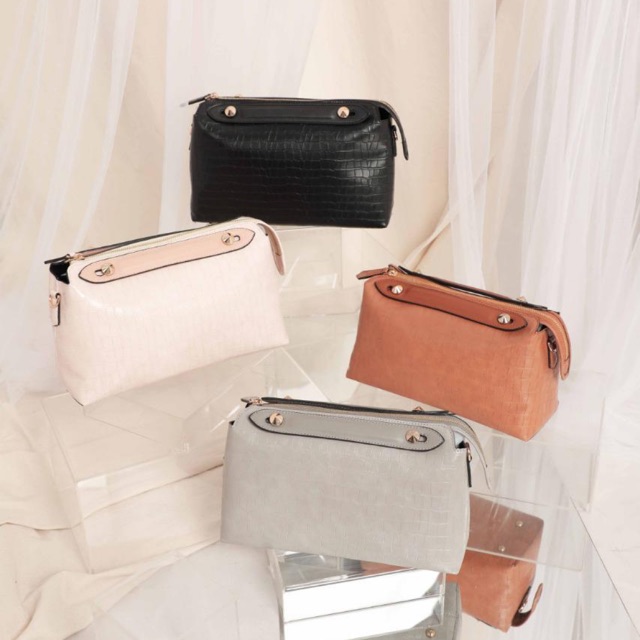 TAS VREY BAG BY RADWAH