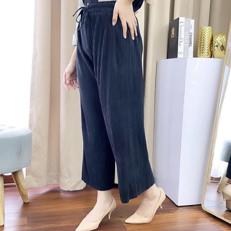 CELANA KULOT PLISKET Lidi / KULOT Lidi / CELANA KULOT PLISKET LIDI / KULOT LIDI PEREMPUAN