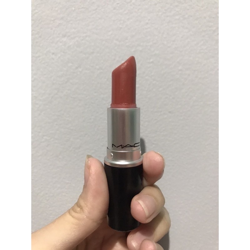 MAC Lipstick shades Mocha