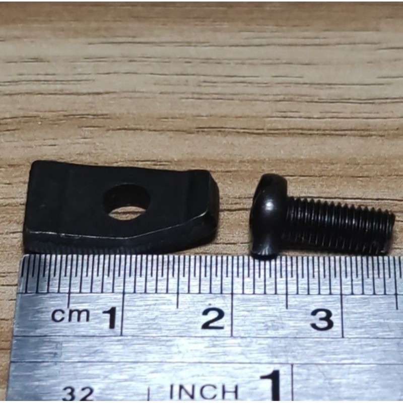 42046 Plat Tahanan Pisau + BautMesin Obras Kecil Klasik
Butterfly GN1-1