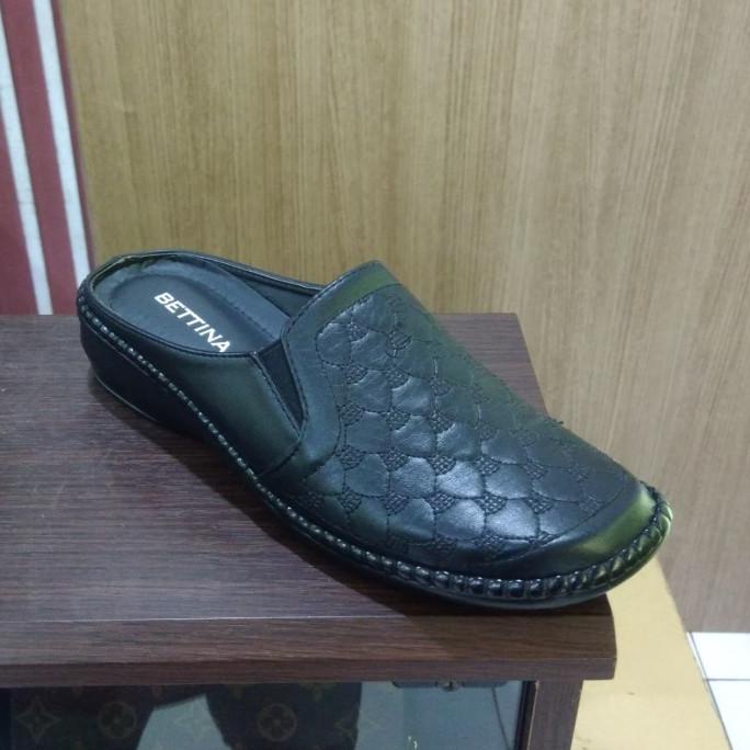 Sandal Bettina 1590 Hitam