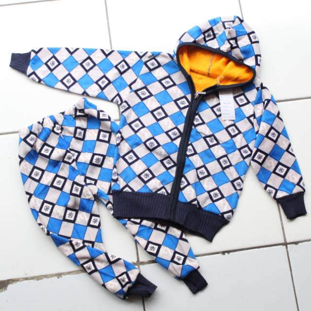 Setelan jaket import/jaket hodie import/sweater import /jaket anak bayi size 6bulan-2 thn