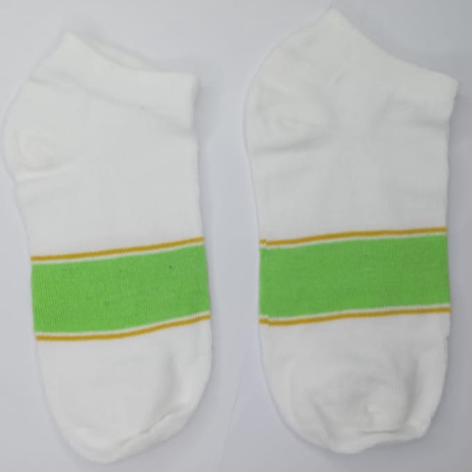 ⭐Gogoland⭐ Kaos Kaki Wanita Fashion Motif Strawberry Bunga Lebah Bee Kotak Biru Navy  Bunga Biru Green Leaf  Polos Pattern Garis Kaoskaki Pendek Korea Sock Import KK001-006-K5 PUTIH