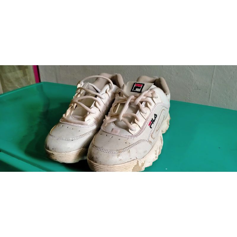 Sepatu Fila Second