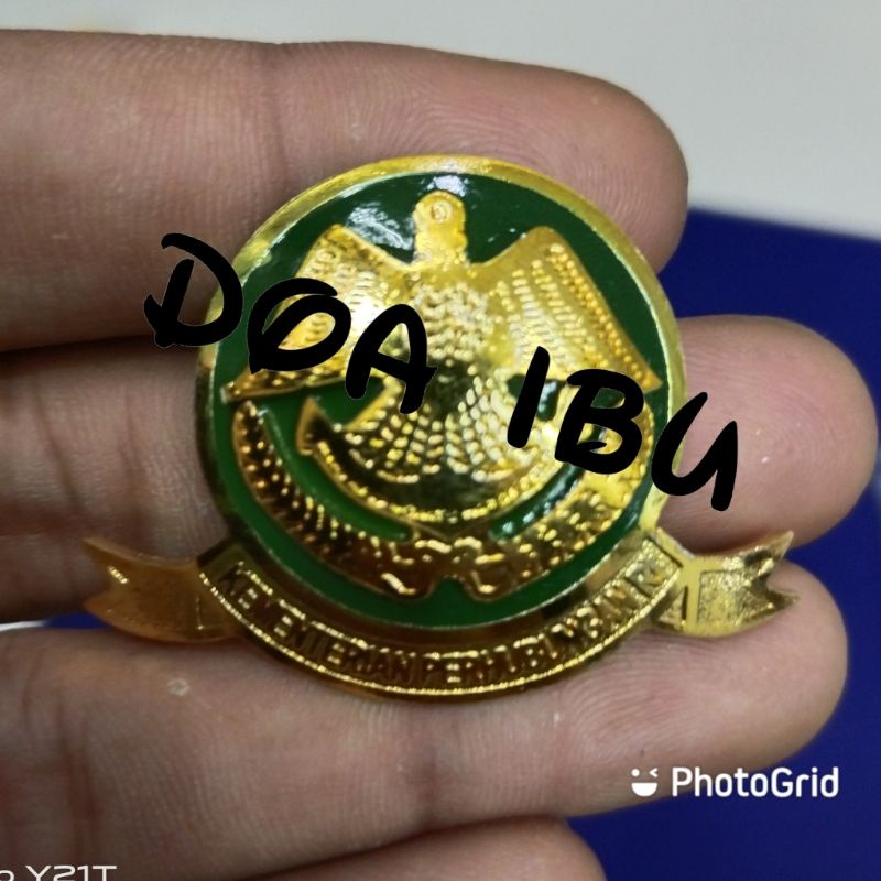

pin kementerian perhubungan dasar hijau-magnet