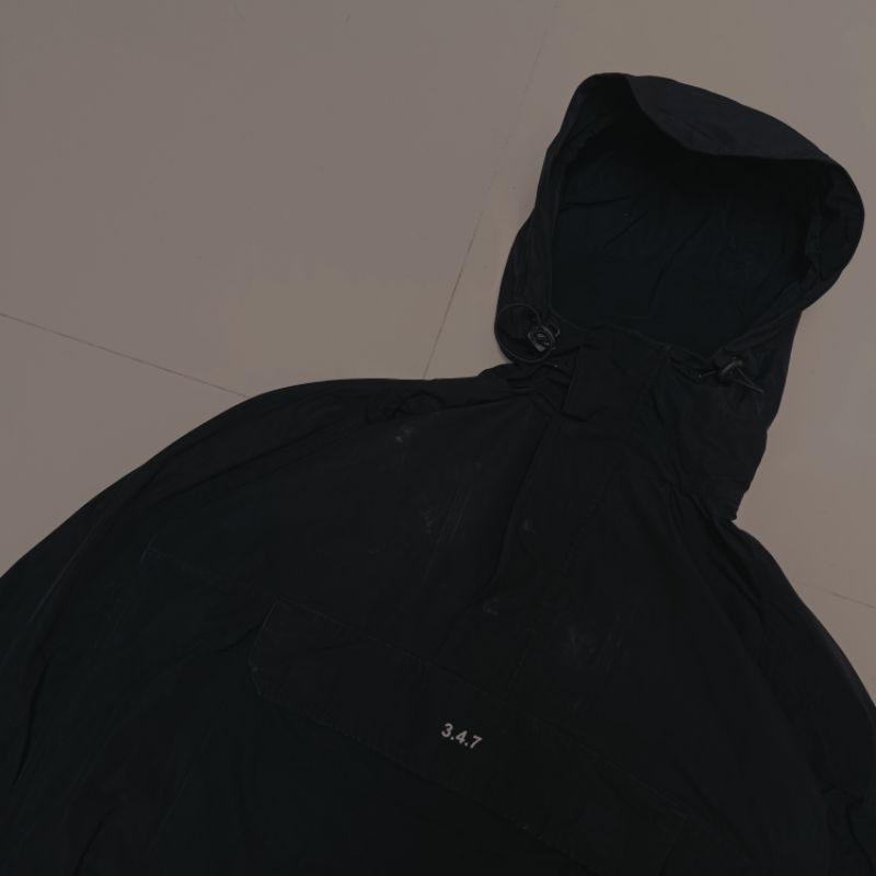 UNKL347 | WINDBREAKER