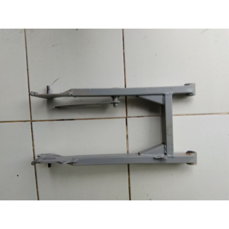 swing arm smash lama original