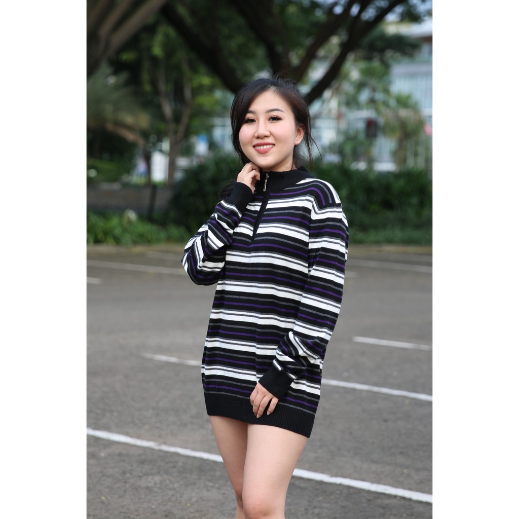 

Small Stripes Sweater by Qonnoq official