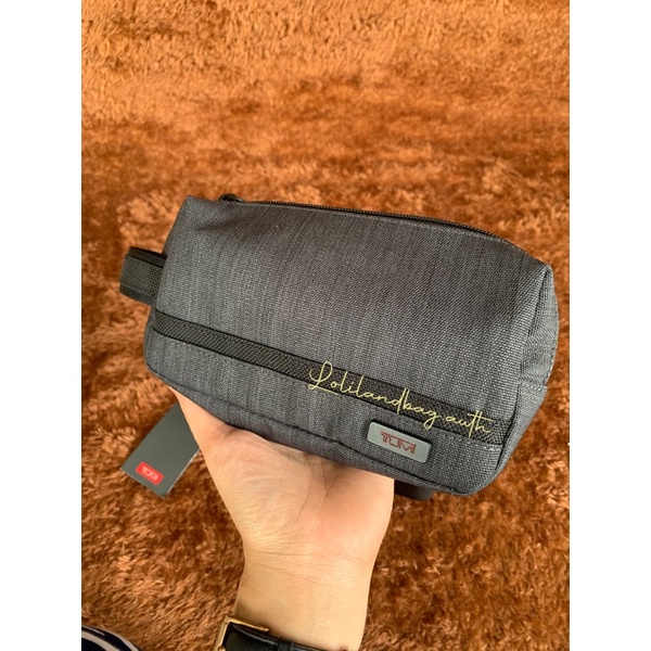 tumi small pouch kit