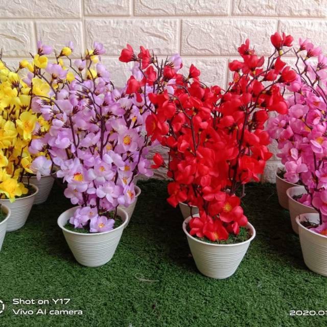 Hiasan bunga plastik (sakura)