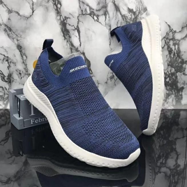 IFMU SEPATU PRIA SKECHERS / SKECHER / SKETCHERS MATERA GRAFTEL SLIP ON - HITAM, 40 KCFC