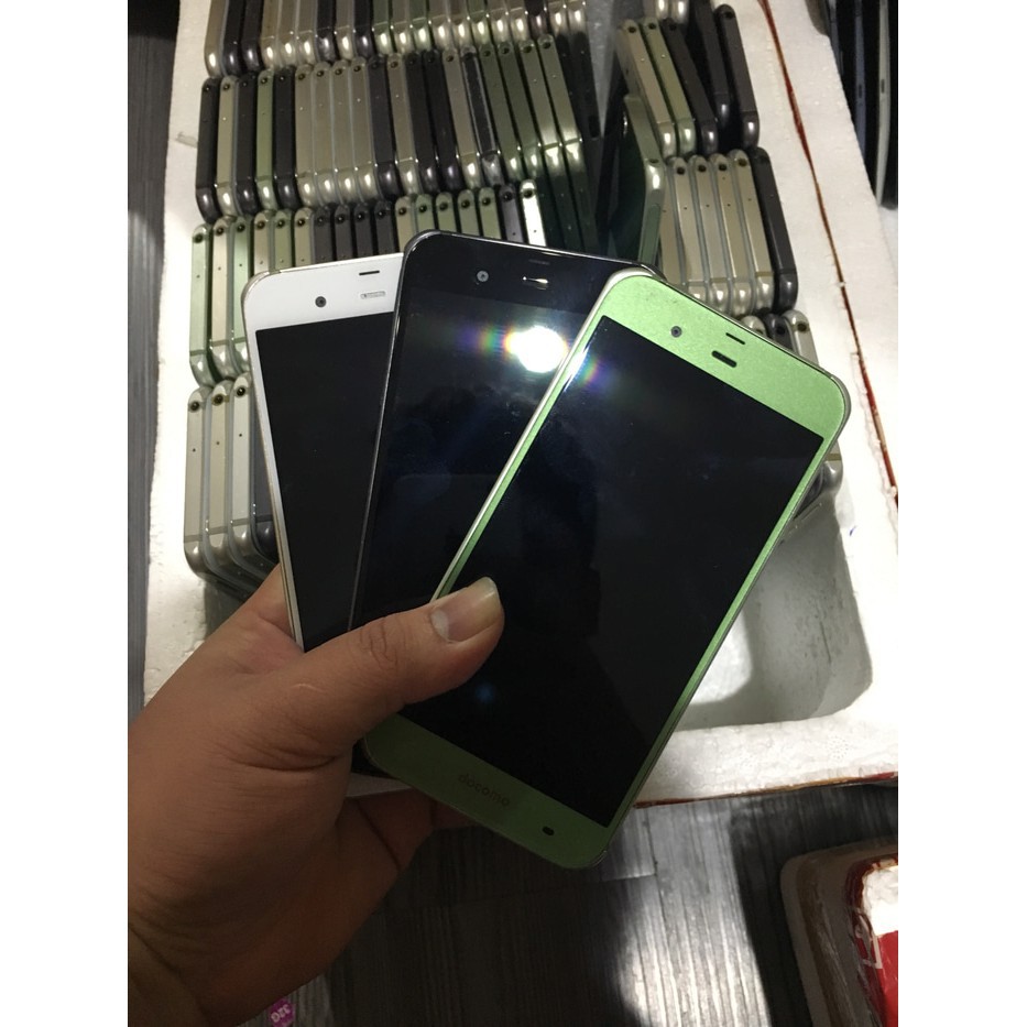 [33] Sharp Aquos SH-04H Rom 32GB Ram 3GB 4G LTE muluss Handphone / Phone / HP