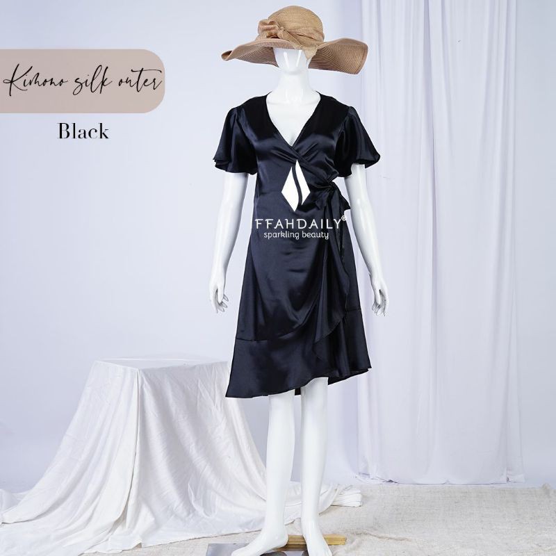 kimono silk dress Black by iffah dailywear