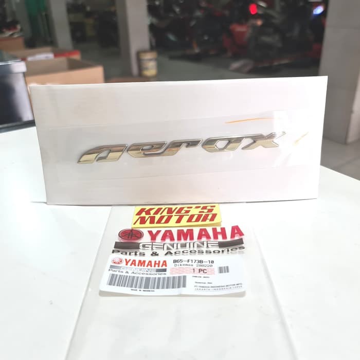 EMBLEM LOGO YAMAHA AEROX GOLD (B65-10) ASLI YAMAHA