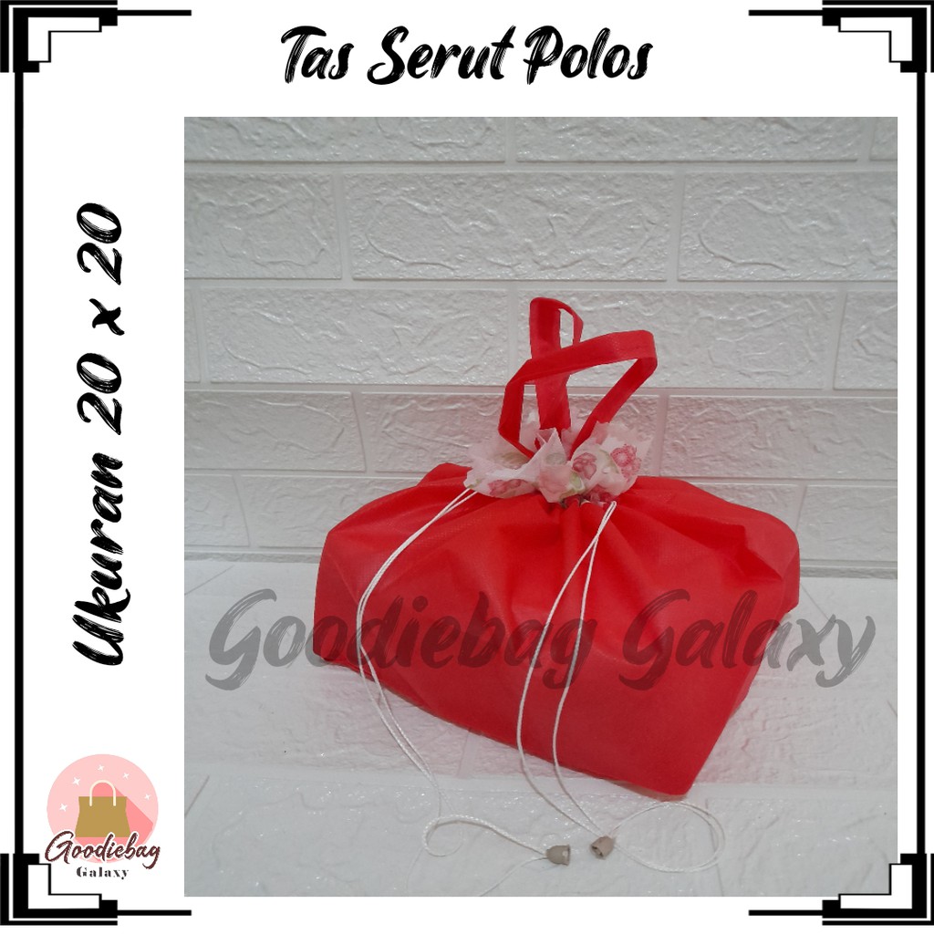 

Goodiebag tas serut bahan spunboad 20 x 20 minimal 1 lusin (12 pcs) harga murah