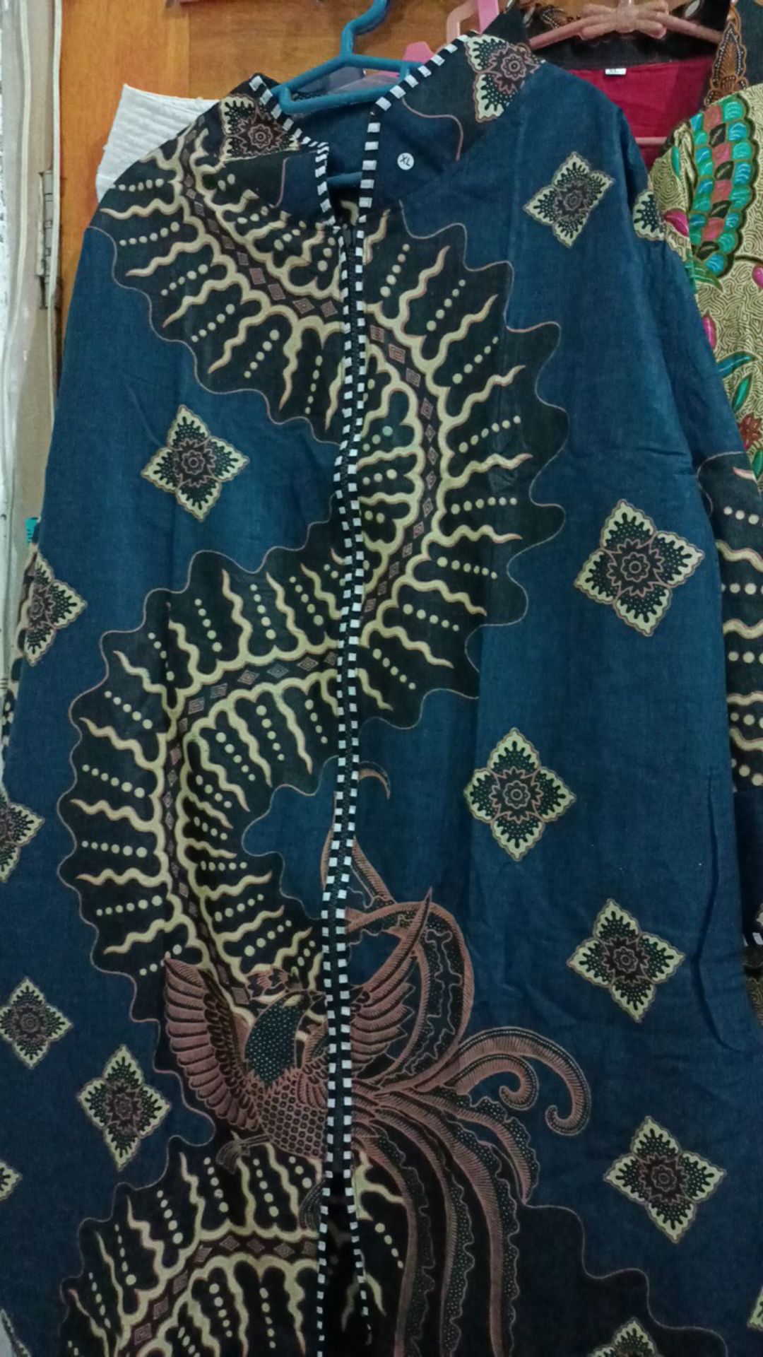 Batik Couple Emhabatik Motif Emcim