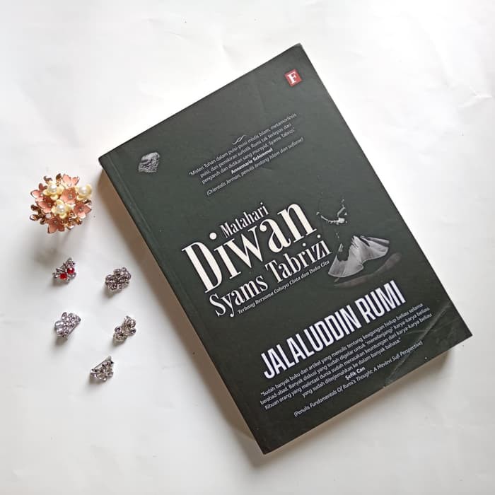 Buku Matahari Diwan Syams Tabrizi