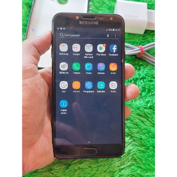 HANDPHONE HP SECOND BEKAS. SAMSUNG J4 HP DAN CHARGER 2/32