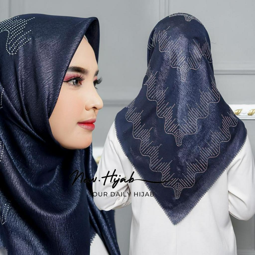 JILBAB PESTA PAYET SWAROVSKI / JILBAB SEGI EMPAT PAYET MEWAH / KERUDUNG PESTA PAYET AZARA / HIJAB SEGIEMPAT PAYET SWAROVSKI