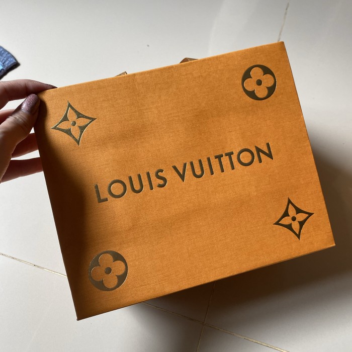 

(TERLARIS) Paperbag ori brand louis vuitton