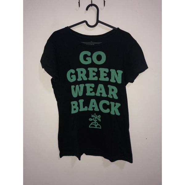 Kaos Merk Coconut Island Warna Hitam Preloved