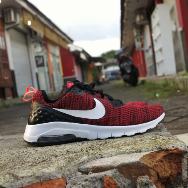 SEPATU NIKE AIR MAX EMOTION ORIGINAL