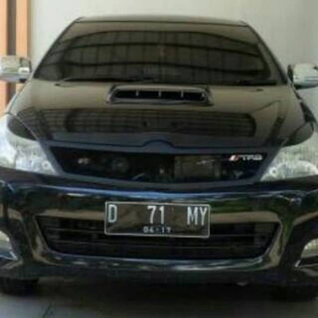 Grill Innova 2010 sporty TRD