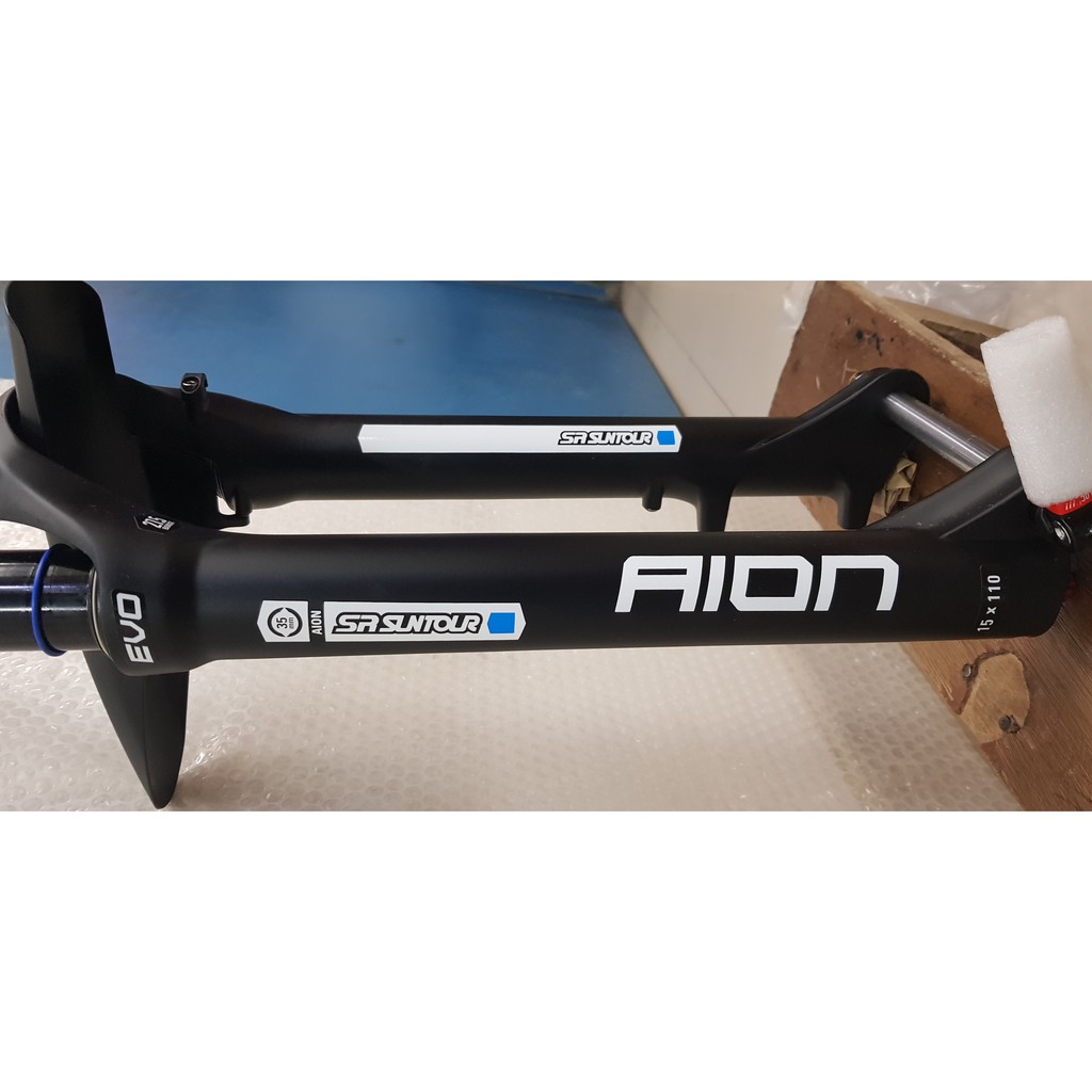 Fork 27.5 Suntour Aion EVO Air Boost  TA 15 x 110 Internal Travel Adjust