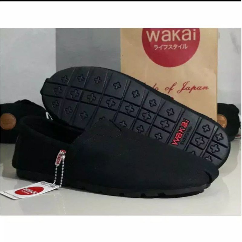 Sepatu Wakai Full hitam Full Black Premium