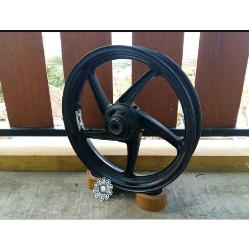 Velg depan CBR 250 thailand Original velk depan Cbr 250 thailand