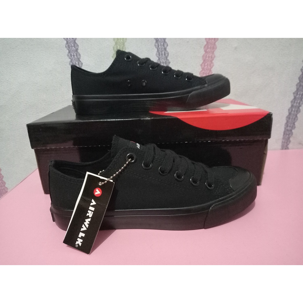 Sepatu Sneakers Pria & Wanita AIRWALK New Basic Canvas Low Original Mono Black