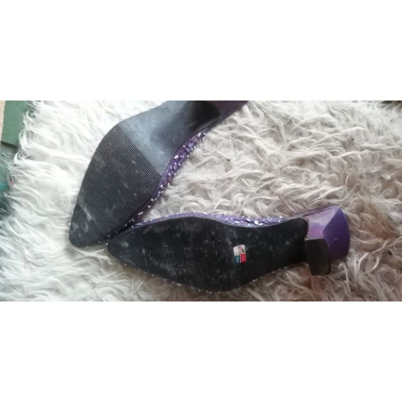 hibah sandal wanita sz37