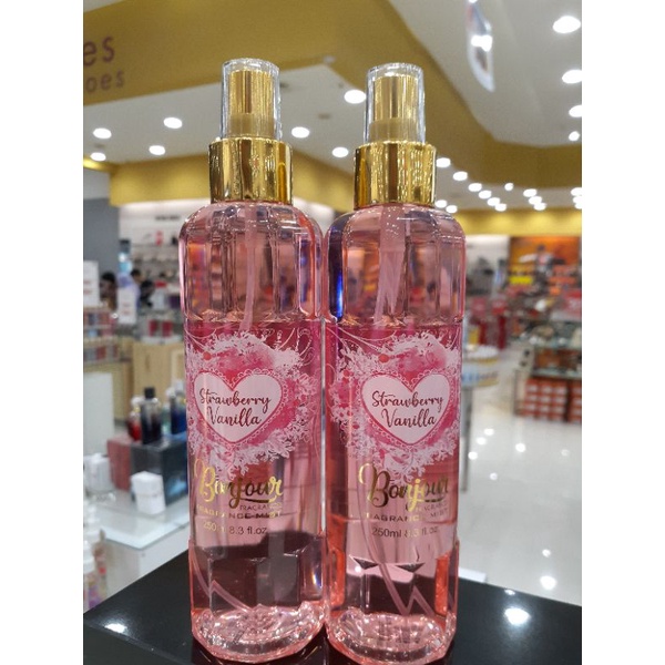 Bonjour body mist strawberry vanilla