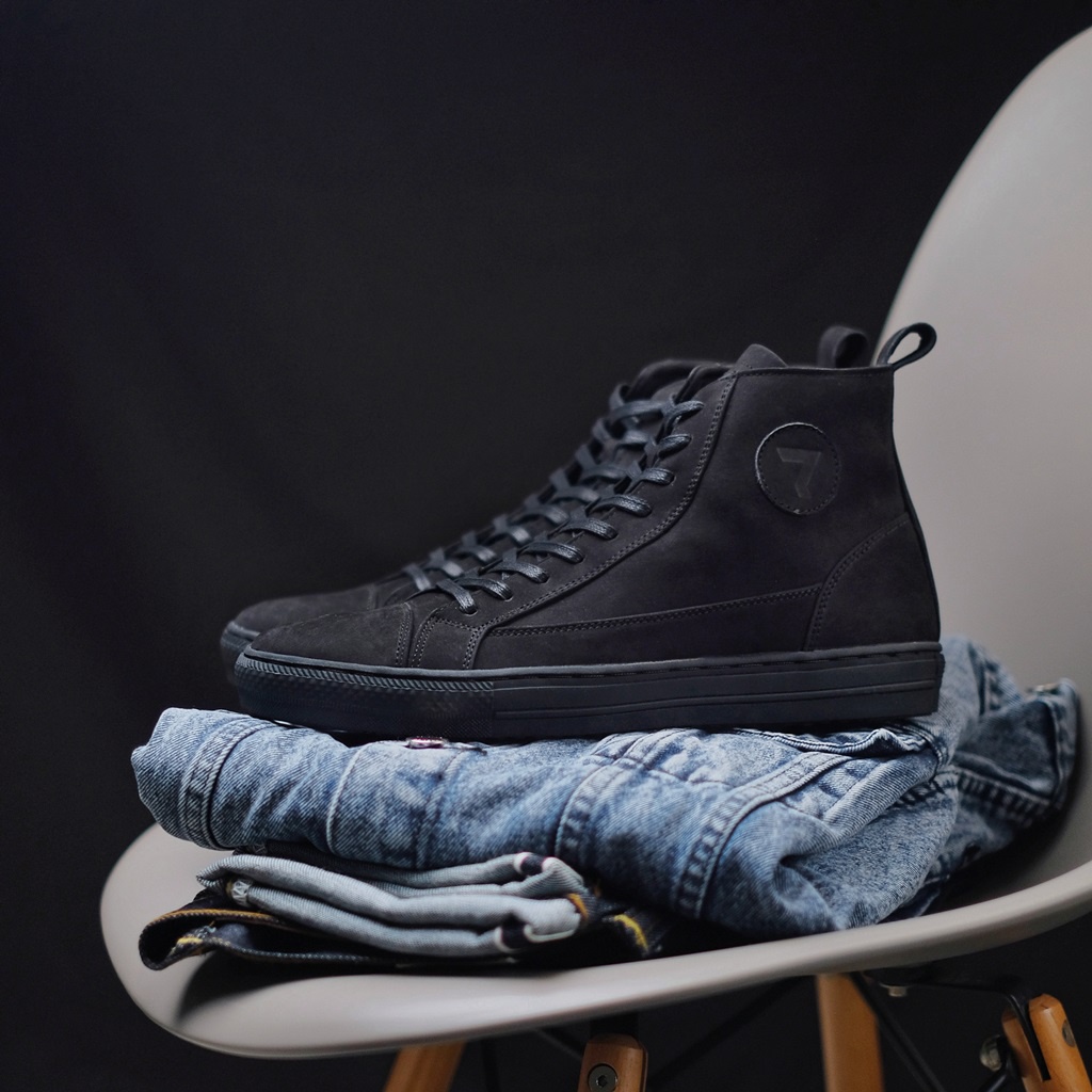 BRAVE BLACK DOFF GUM ORIGINAL x REYL MAN Sepatu Kulit Sapi Asli Pria Boots Tinggi Hitam Tali Resleting Casual Formal Klasik Vintage Jalan Kuliah Kerja Touring Riding Motor Classic Zip Boot Genuine Leather Footwear Big Size Ukuran Jumbo 44 Keren Kekinian