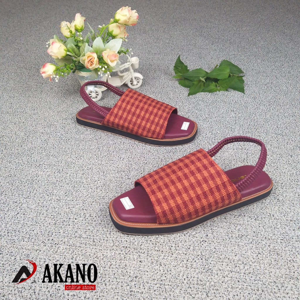 Akano Alaqua Sandal Tali Wanita-MAROON