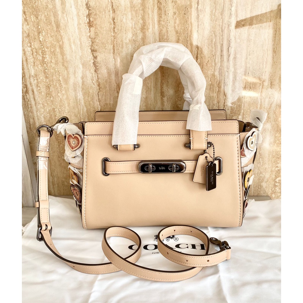 Coach Butik Retail Swagger 27 with hearts Beech Wood Multi (INC DB ORI)