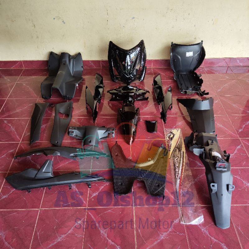 FULL BODY HALUS KASAR VARIO CW 110 KARBU / VARIO LAMA HITAM