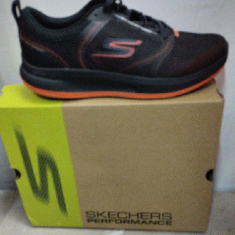 SKECHERS GO RUN MEN 220013BKOR PRODUK ORIGINAL SIZE 43,5