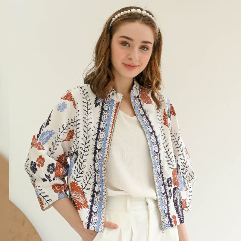 Size Jumbo : Jaket Bomber Batik / Jaket Batik Wanita /Outer Batik-White ARA