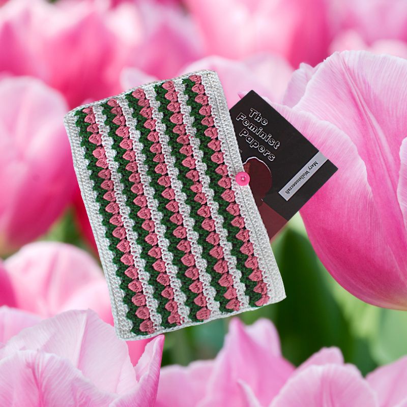

Pink Tulip Crochet Booksleeve / Sarung Buku / Kantung Buku Rajut Handmade