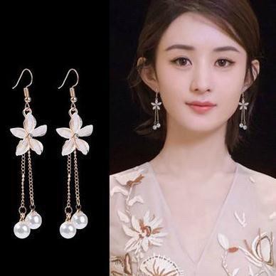 Anting Wanita Model Panjang Anting Pesta