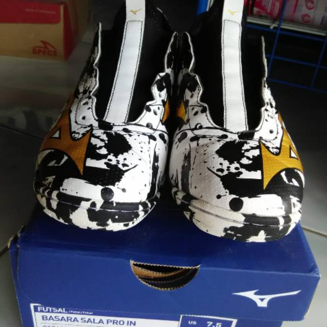 SEPATU FUTSAL Mizuno Basara Sala Pro In