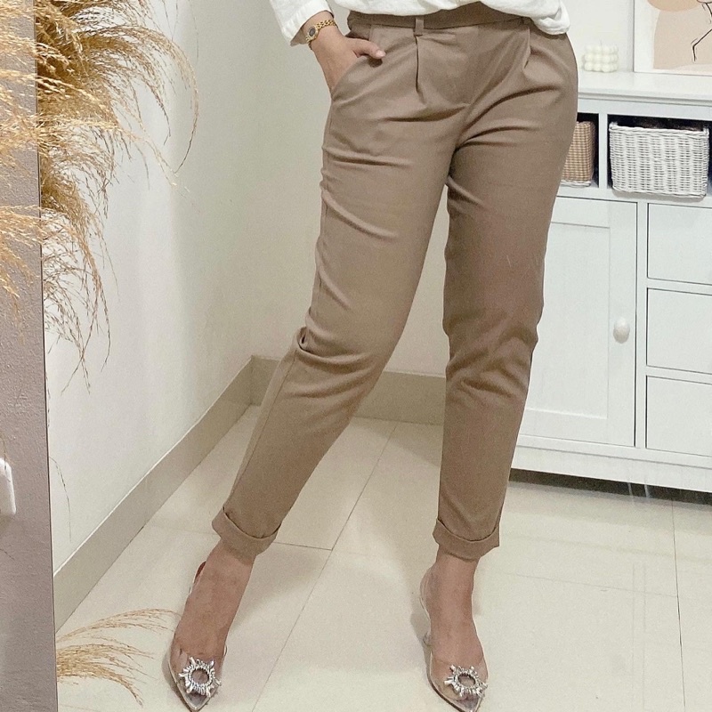 Baggy twill pants / baggy bahan katun twill premium /celana chinos / chinos pants / baggy premium / celana kerja wanita / celana katun wanita