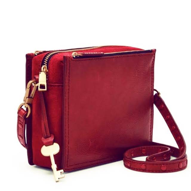 Tas Selempang Fossil Campbell Red Velvet